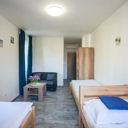 18 3* Rožmberk nad Vltavou