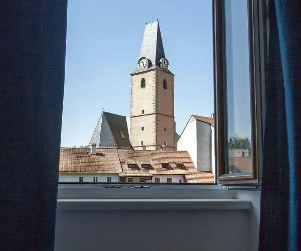18 3* Rožmberk nad Vltavou